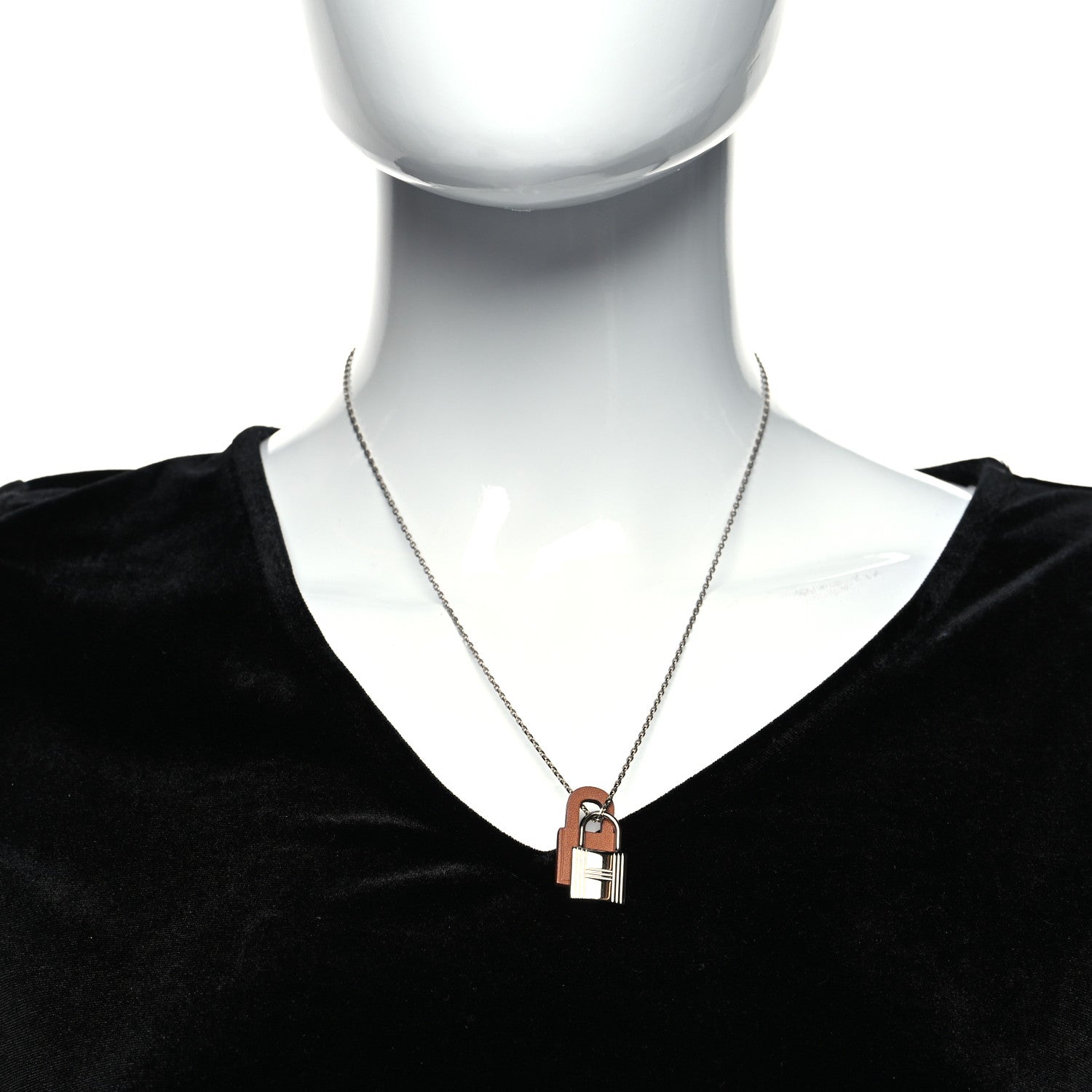 Hermes Swift Small O'Kelly Pendant Necklace Gold 2 of 5