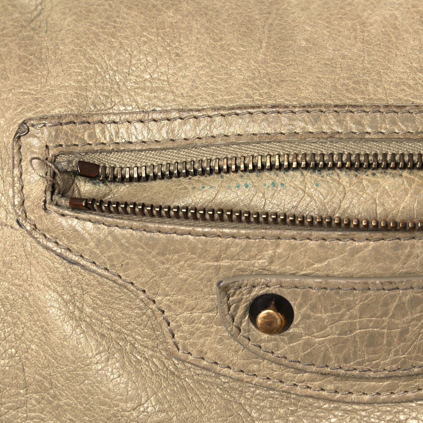 Agneau Classic Hardware Neo Folk Messenger Beige Latte