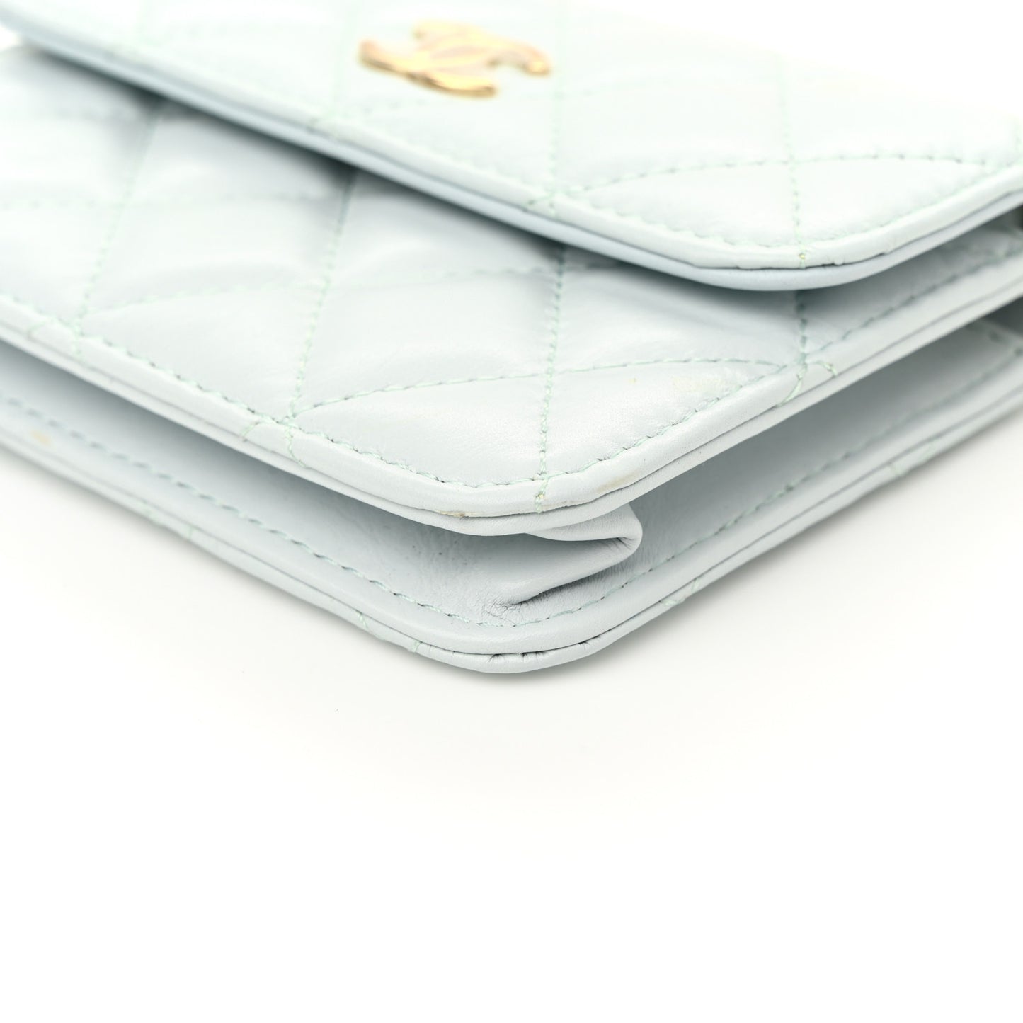 Calfskin Quilted Maxi Pearls Card Holder Flap With Chain Light Blue