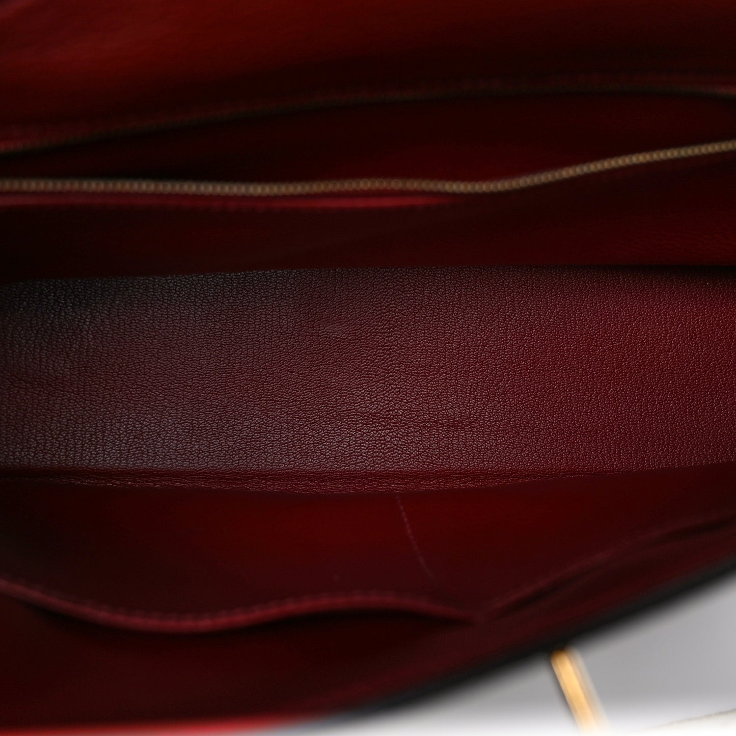 Taurillon Clemence Kelly Retourne 32 Rouge H