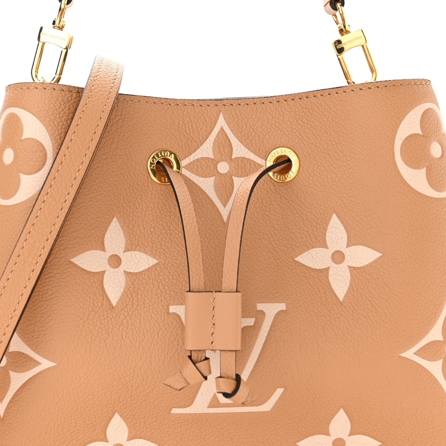 Empreinte Monogram Giant Neonoe MM Arizona Beige