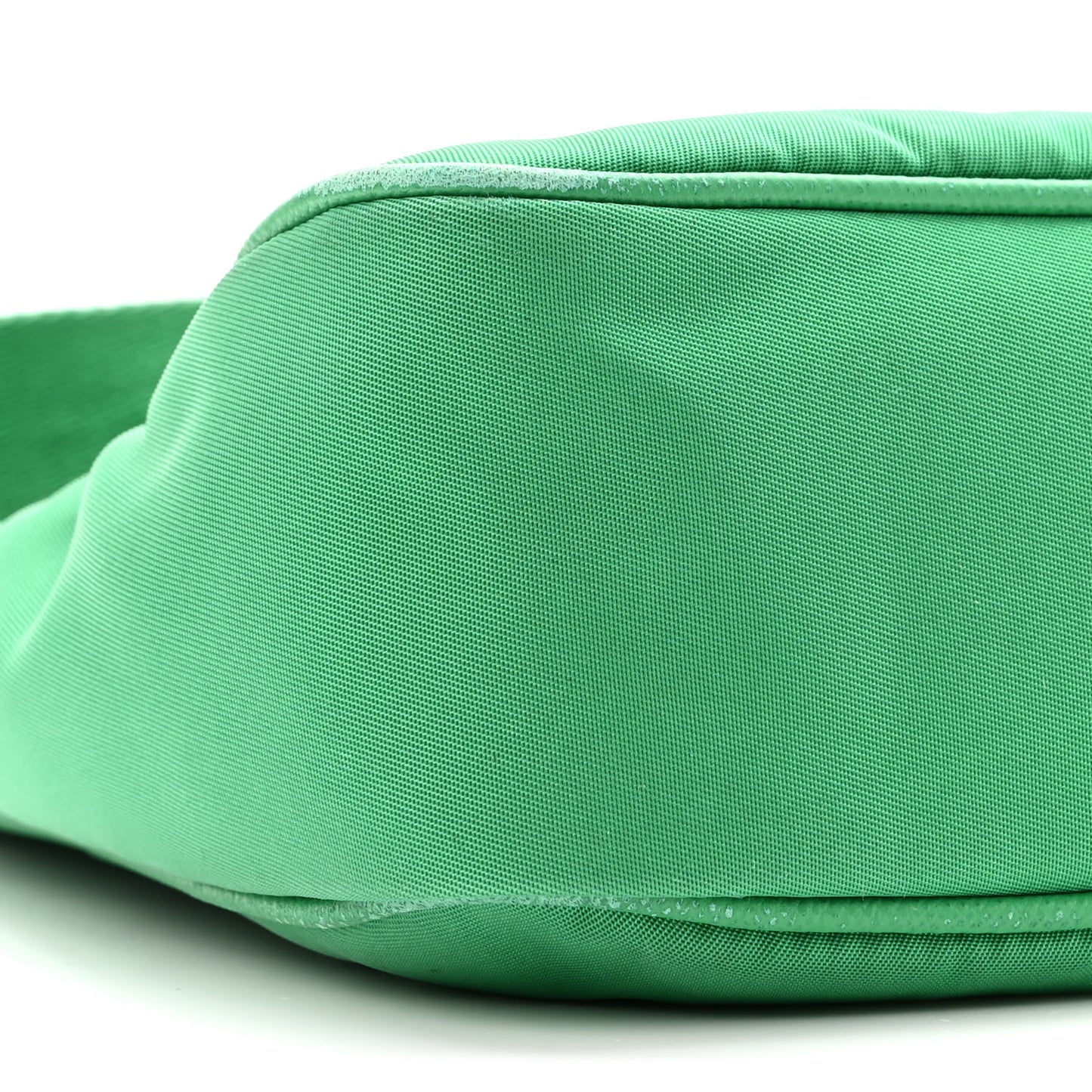 Nylon Re-Edition 2005 Shoulder Bag Menta