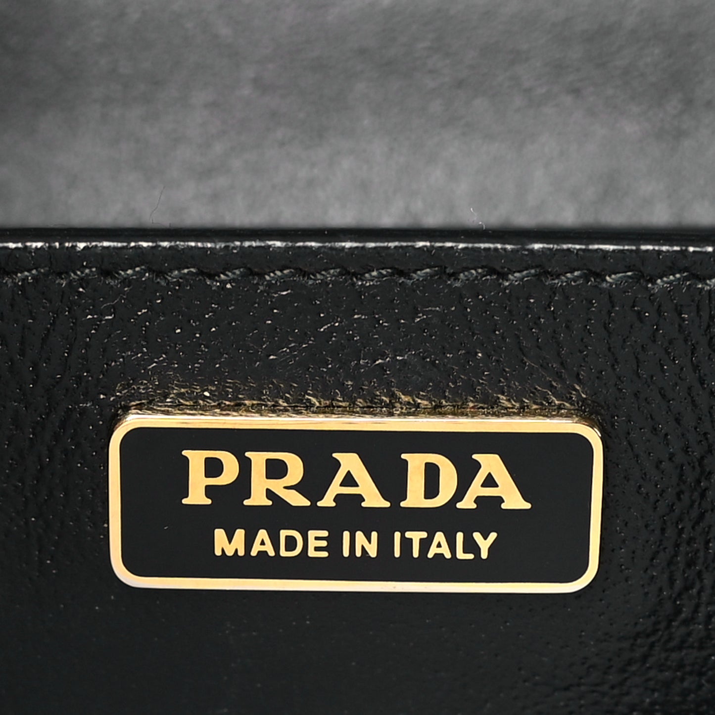 City Calf Saffiano Cahier Bag Black