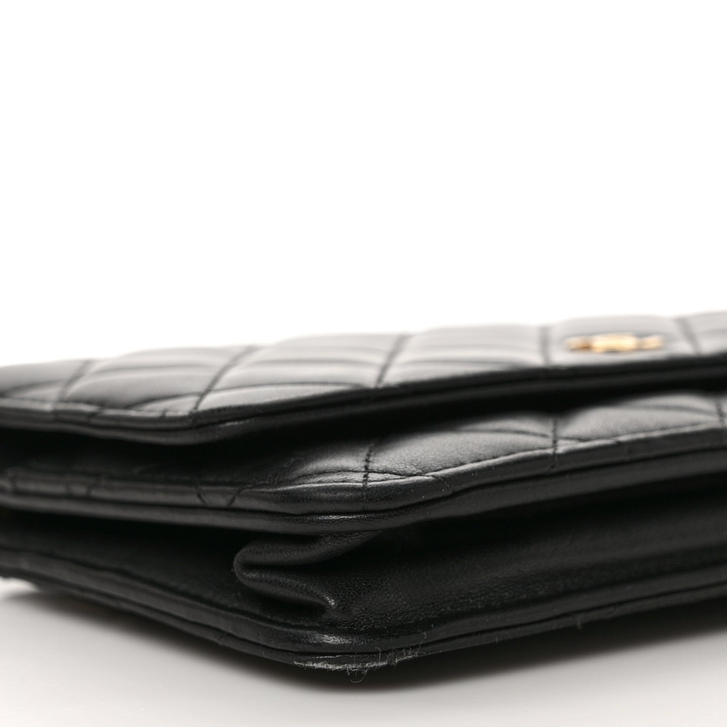 Lambskin Quilted Wallet On Chain WOC Black