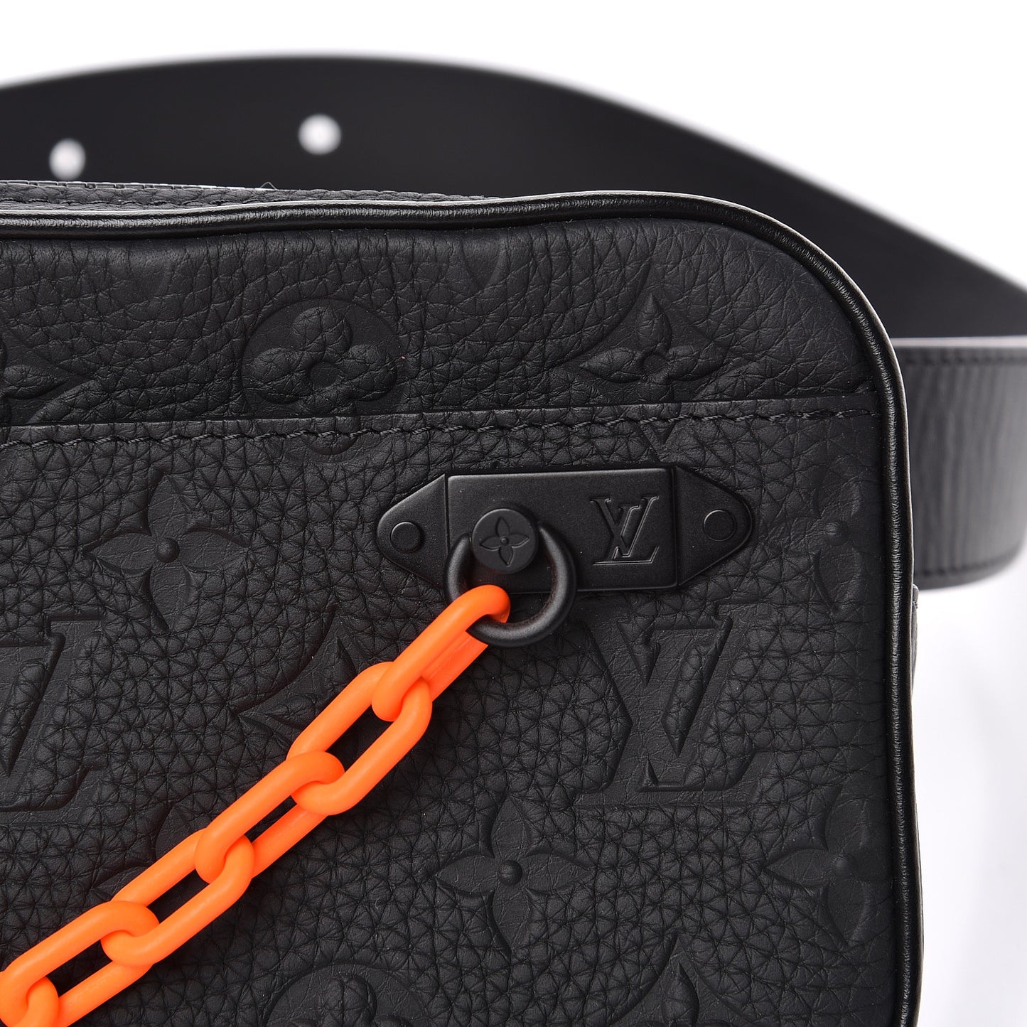 Taurillon Monogram Uniformes Solar Ray Soft Pochette Volga Belt Bag Black