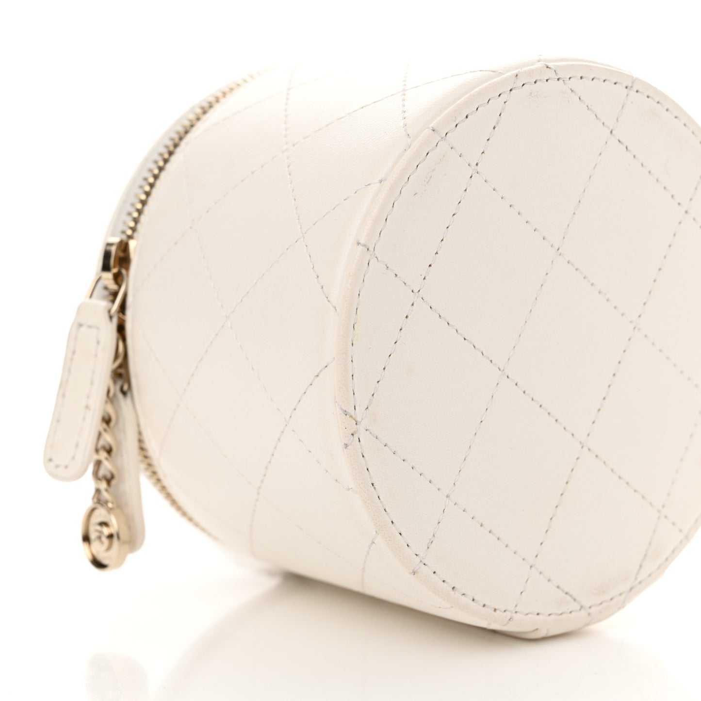 Lambskin Quilted Round Small Vanity Case With Chain White Black