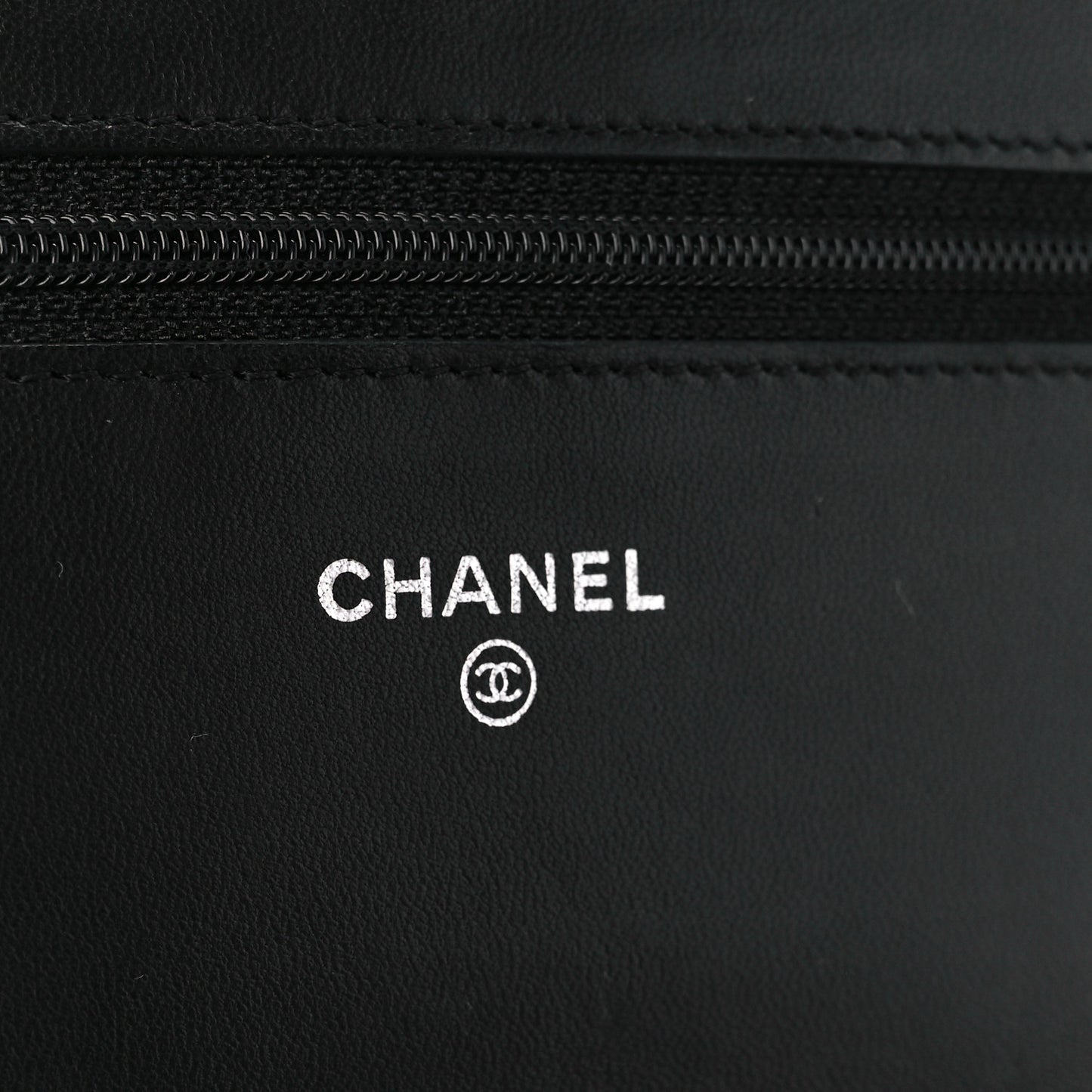Lambskin Quilted Wallet On Chain WOC Black