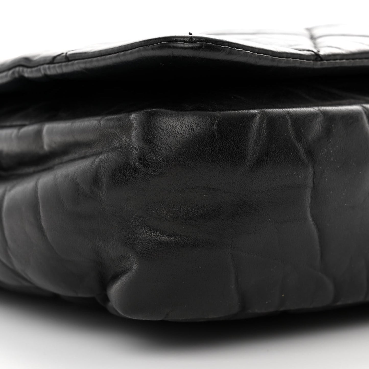 Aged Calfskin Quilted Medium Pondichery Flap Black