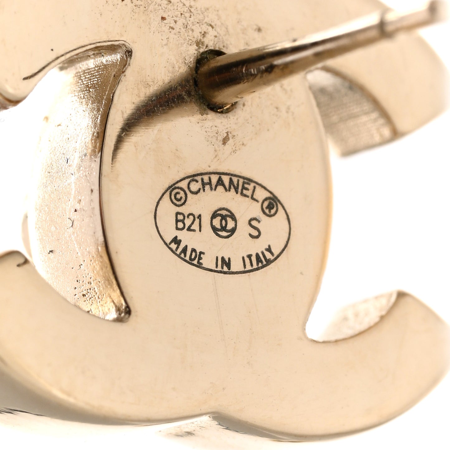 CC Turnlock Clip On Earrings Gold