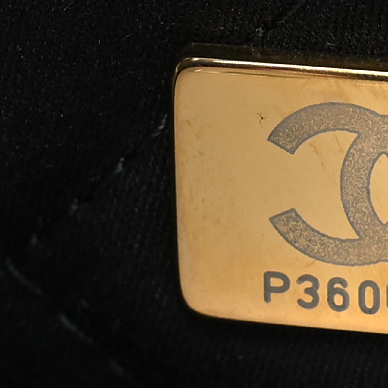 Shiny Calfskin Quilted Small Chanel 22 Black