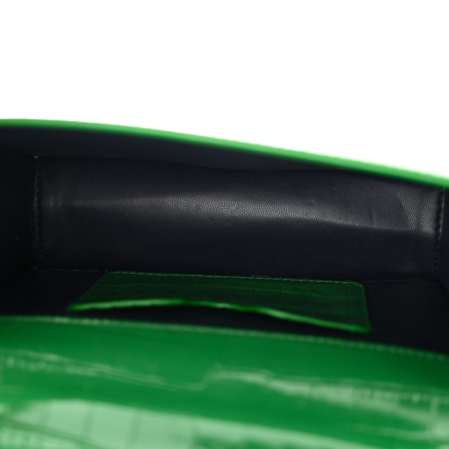 Calfskin Crocodile Embossed Knuckle Shoulder Bag Green