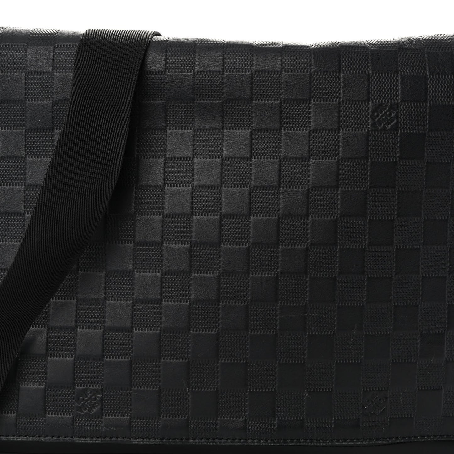Damier Infini District MM Onyx
