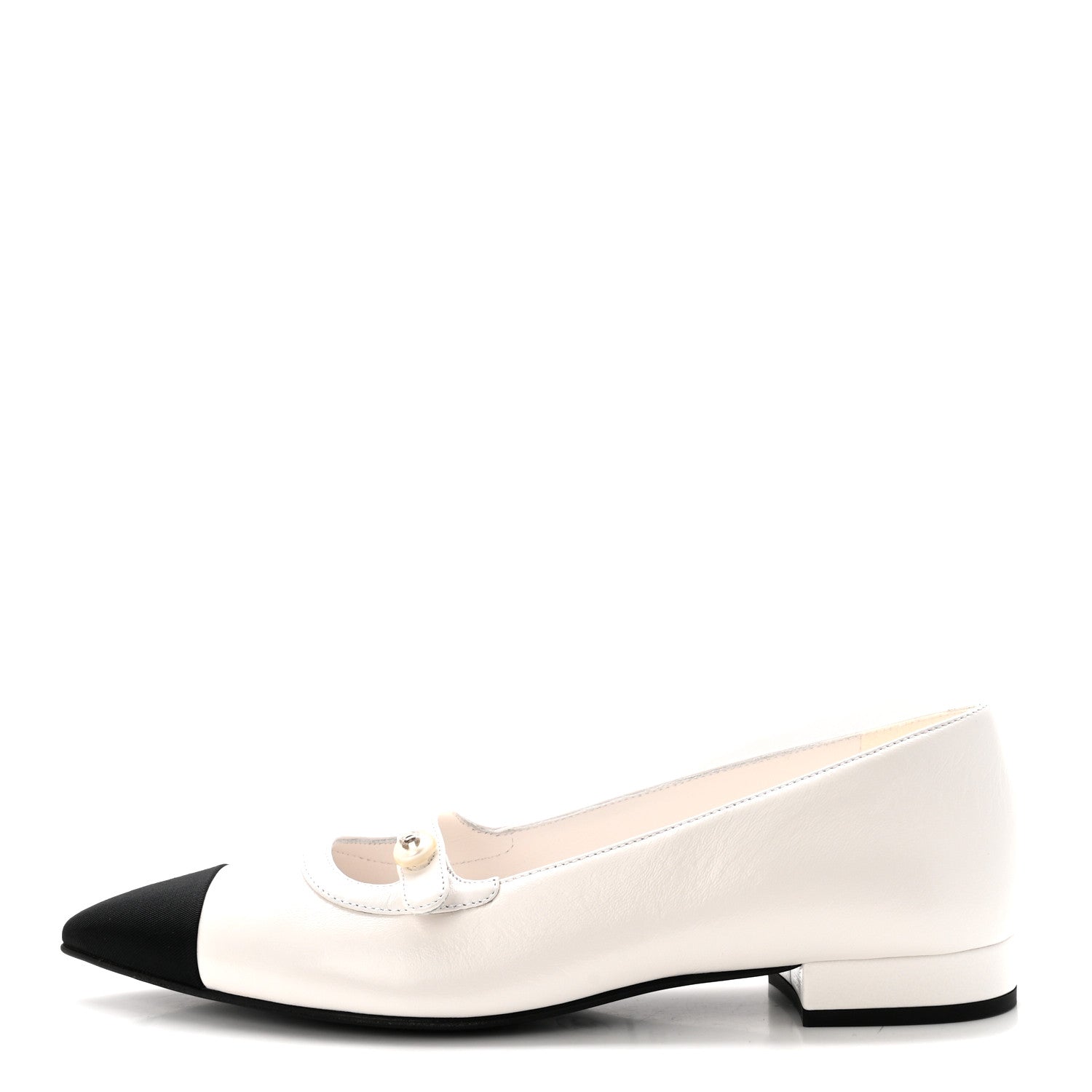 CHANEL ホワイト ポインテッドトゥパンプス 37 Chanel Shiny Lambskin Grosgrain Pearl Mary Janes Flats 37.5 White