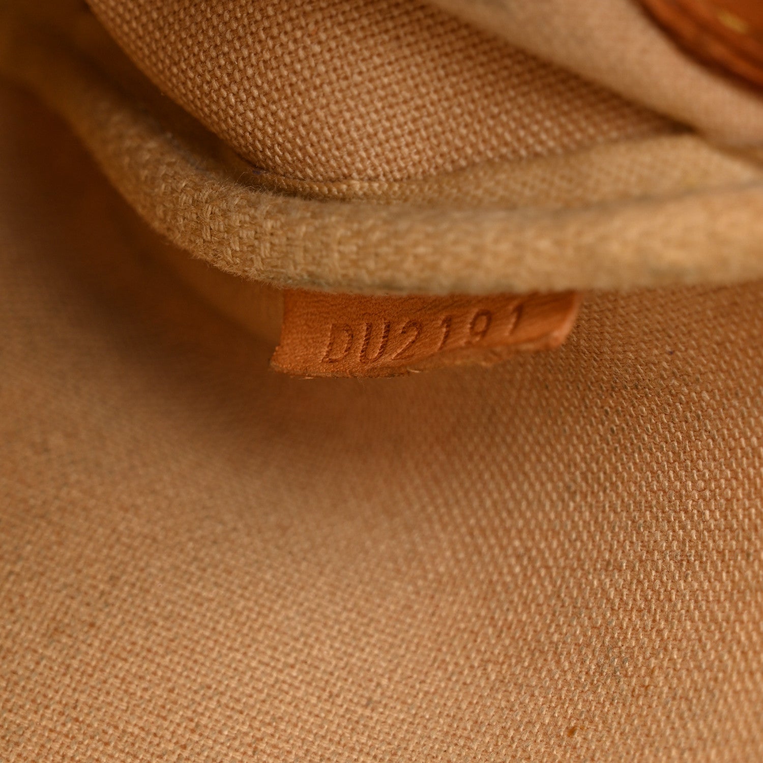 Louis Vuitton Damier Azur Eva Clutch 6 of 21