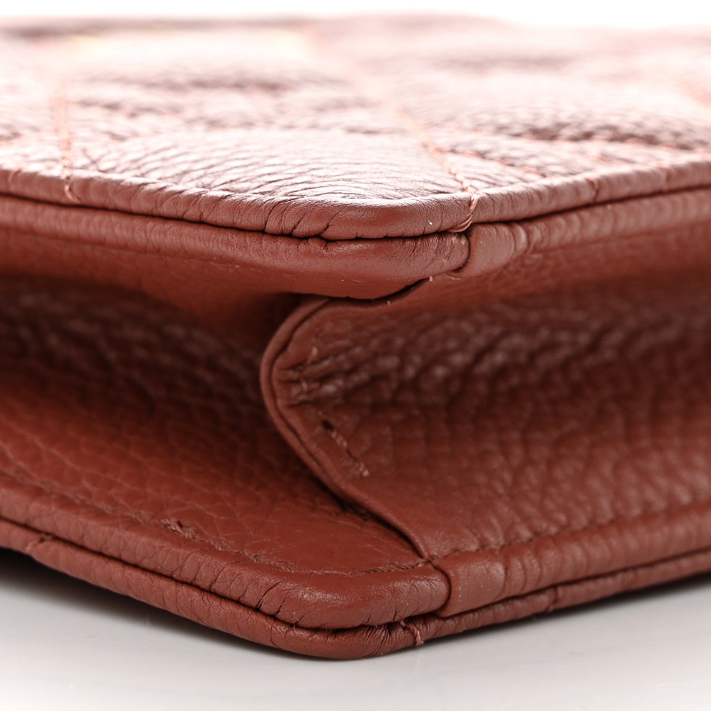 Calfskin Cannage Caro Zipped Pouch With Chain Rust