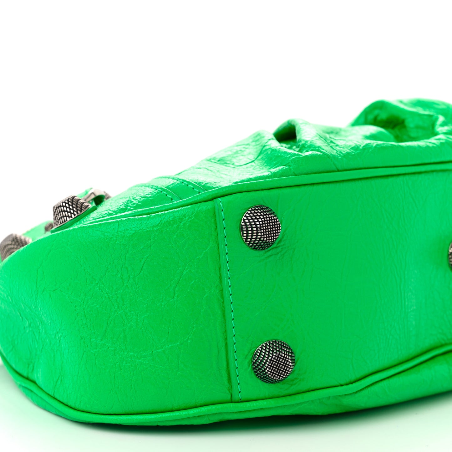 Agneau Arena Small Le Cagole Shoulder Bag Vivid Green