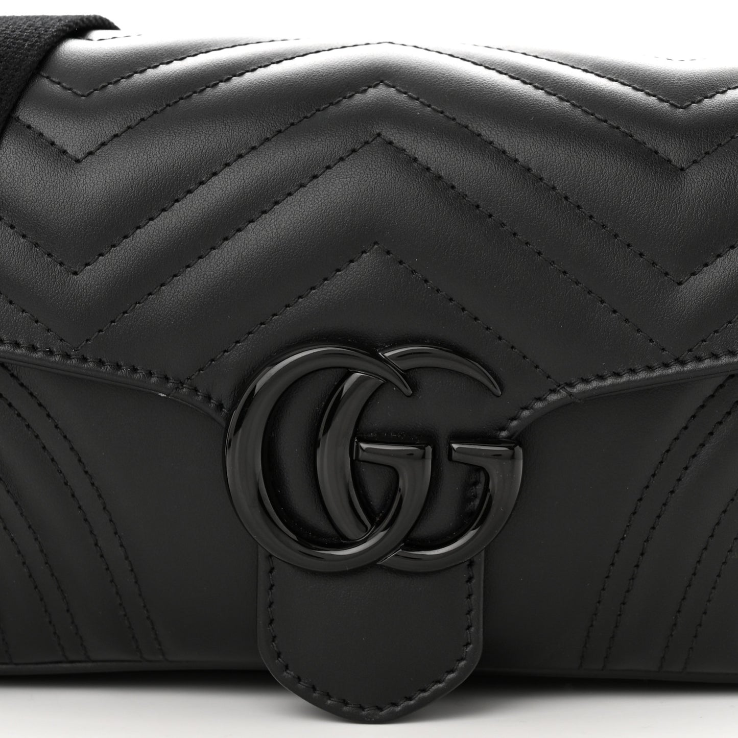 Calfskin Matelasse Monochrome GG Marmont Crossbody Shoulder Bag Black