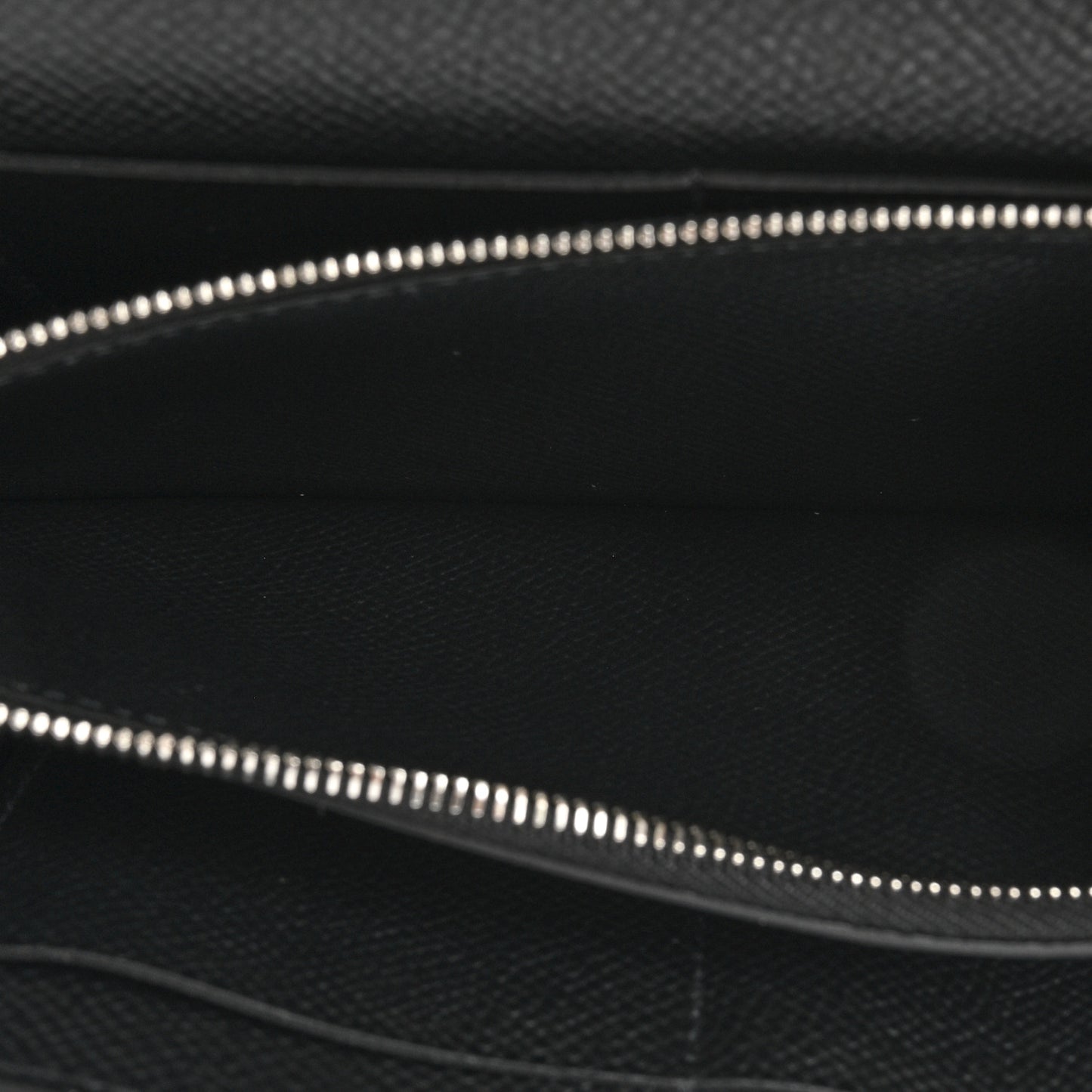 Epsom Kelly Wallet To Go Black