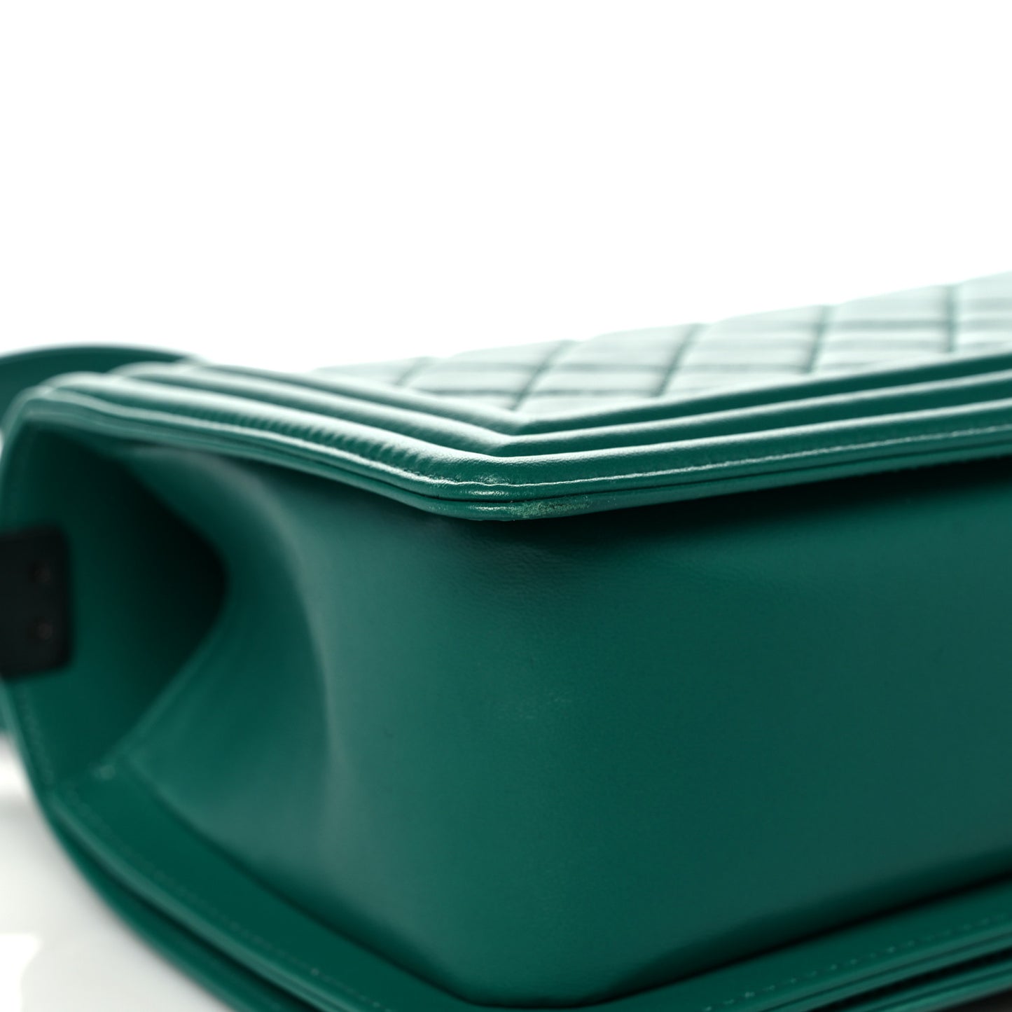 Lambskin Quilted Medium Boy Flap Green