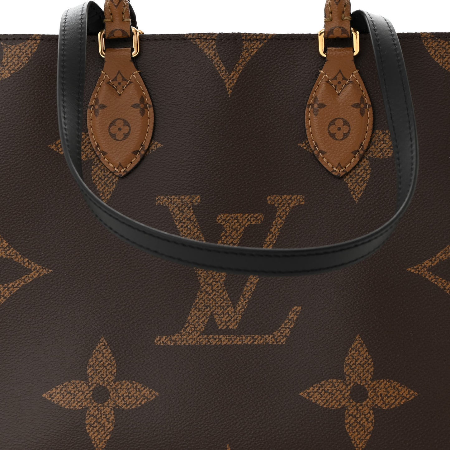 Reverse Monogram Giant Onthego MM