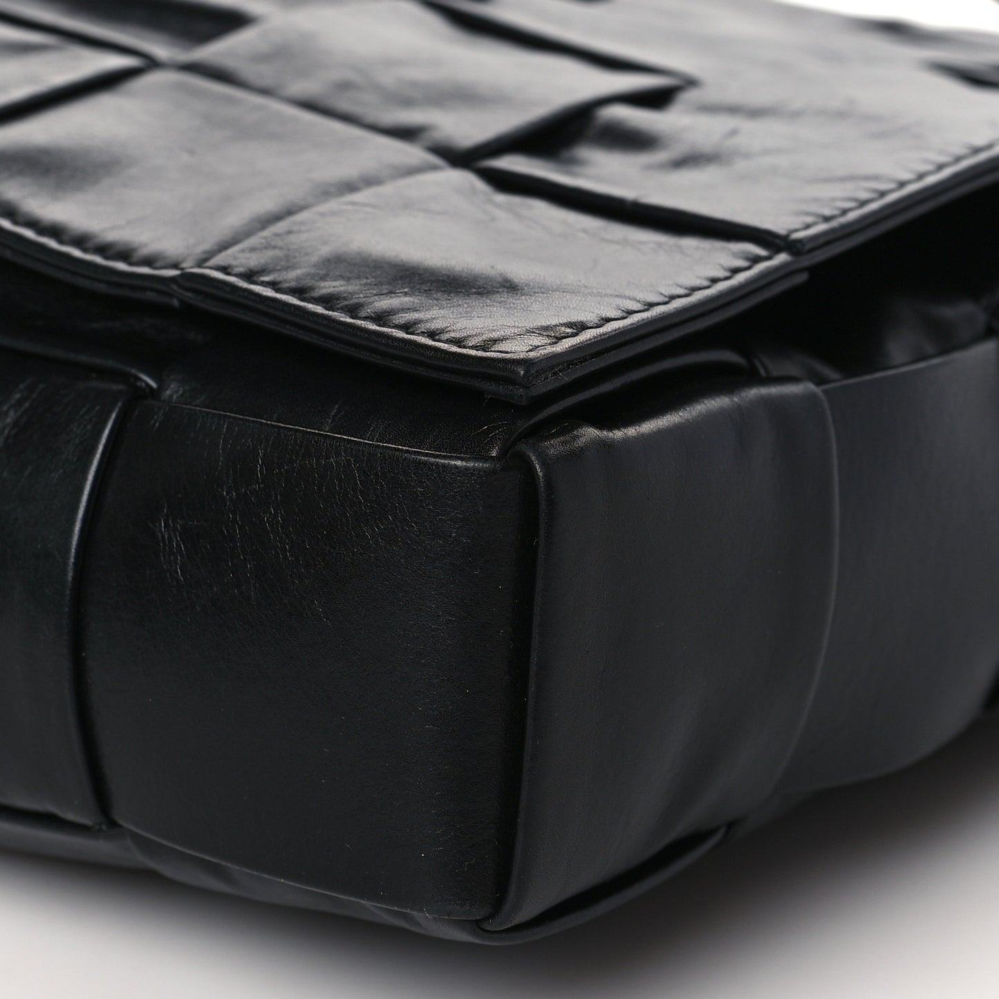 Paper Calfskin Maxi Intreccio Large Cassette Crossbody Bag Black