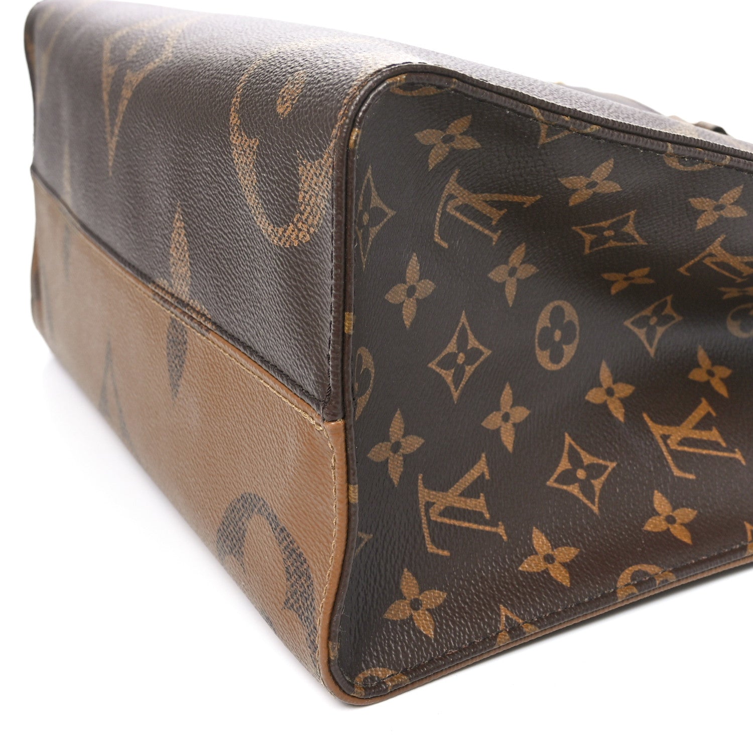 Louis Vuitton Reverse Monogram Giant Onthego MM 9 of 10