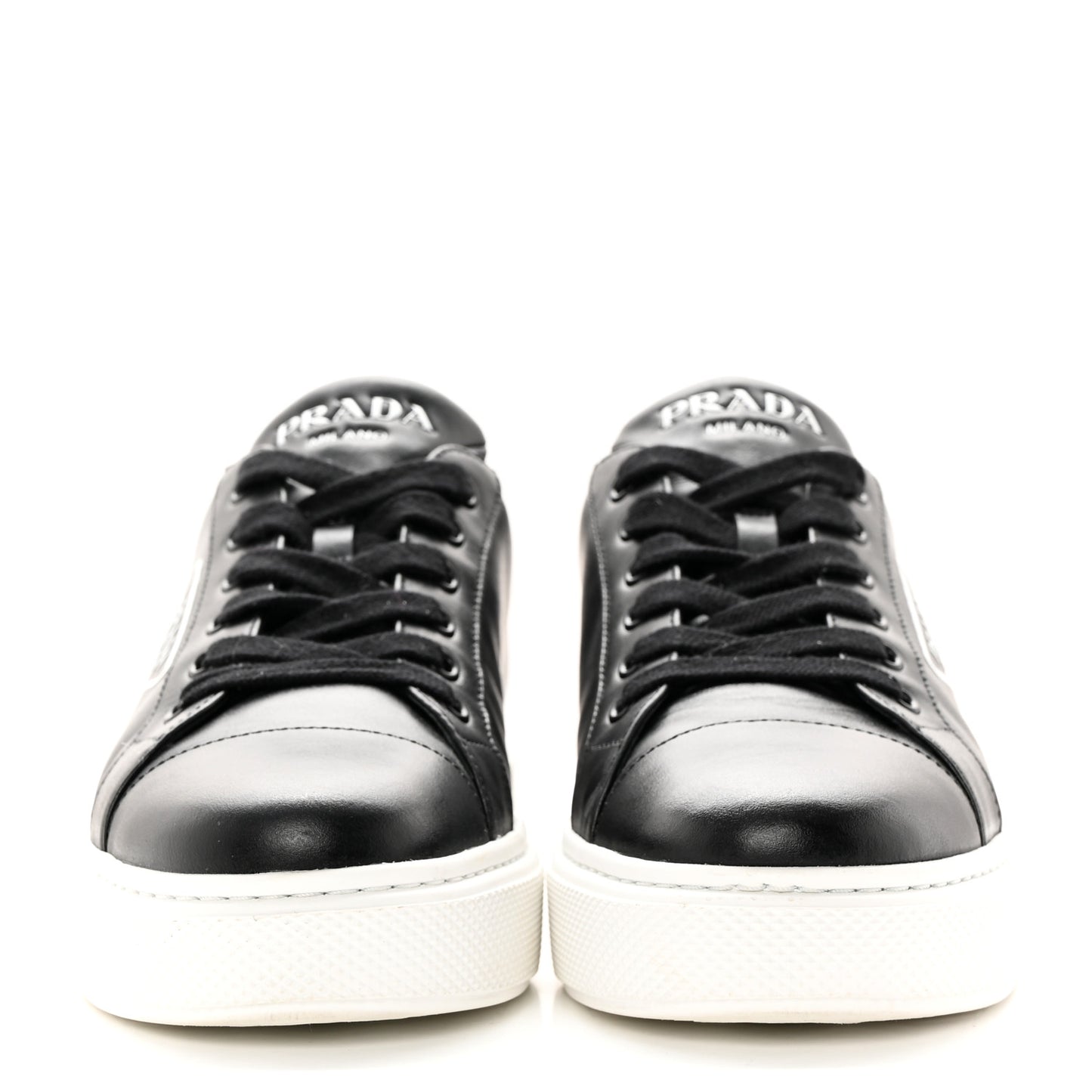 Vitello Soft Triangle Logo Low Top 45mm Sneakers 40 Black White