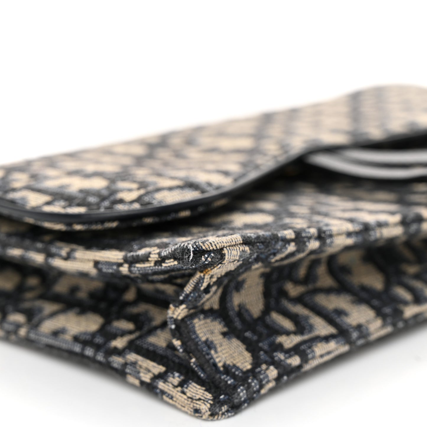 Oblique Saddle Chain Pouch Blue