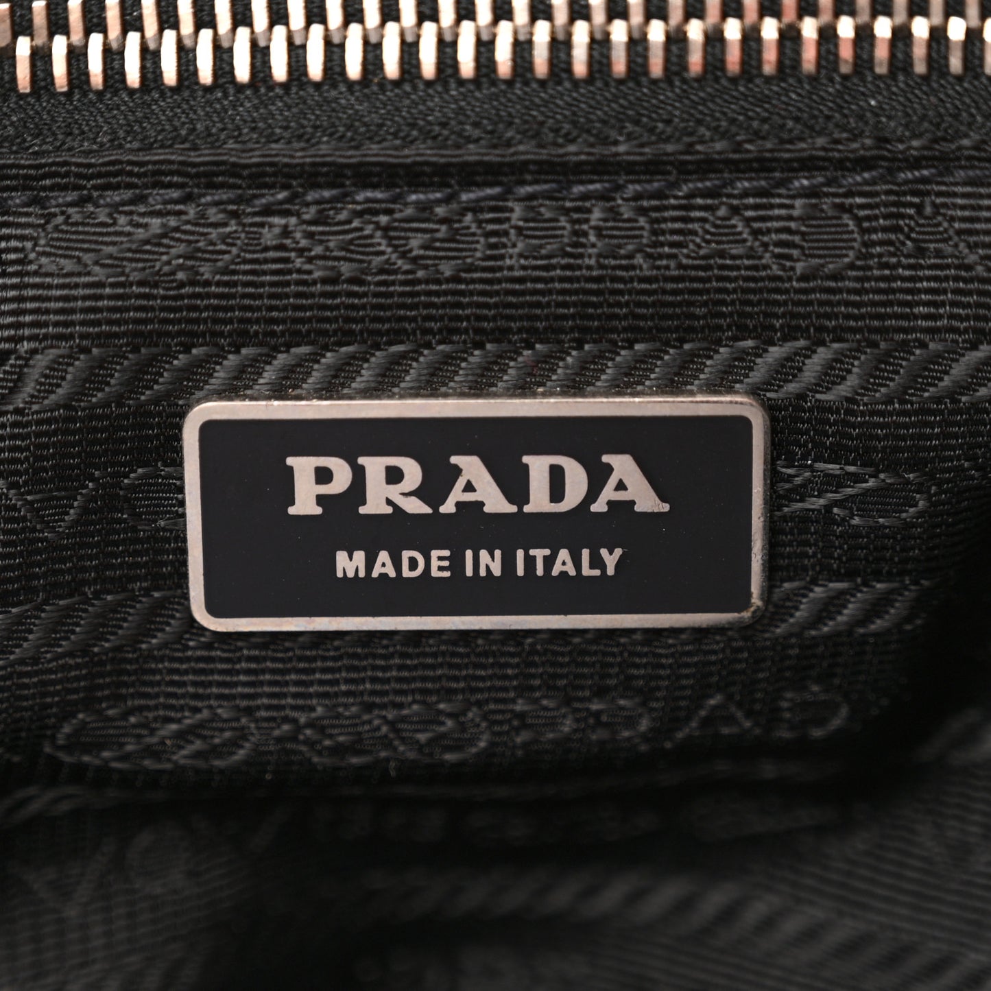 Vitello Daino Buckle Shoulder Bag Mandarin
