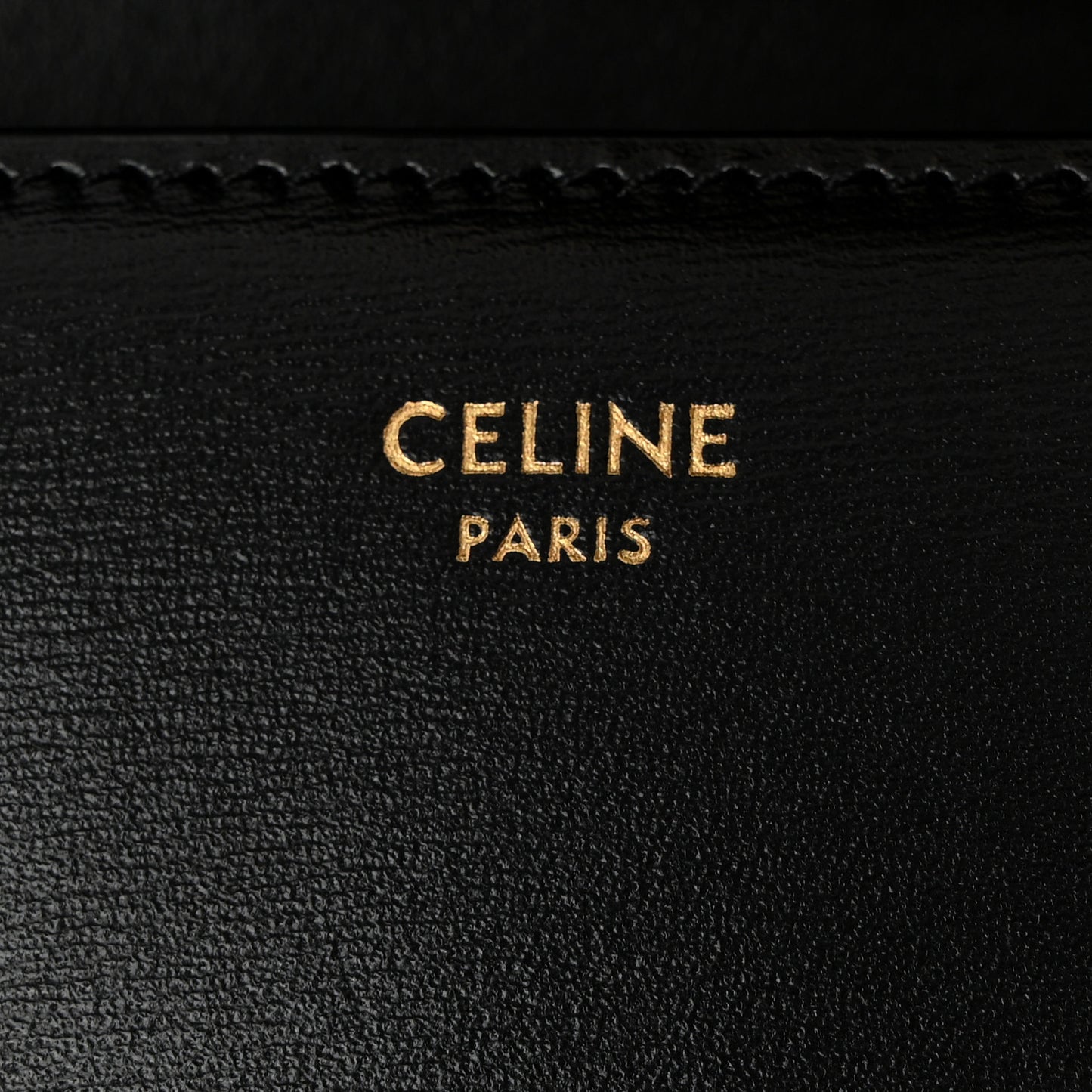 Shiny Calfskin Triomphe Margo Wallet on Chain Black