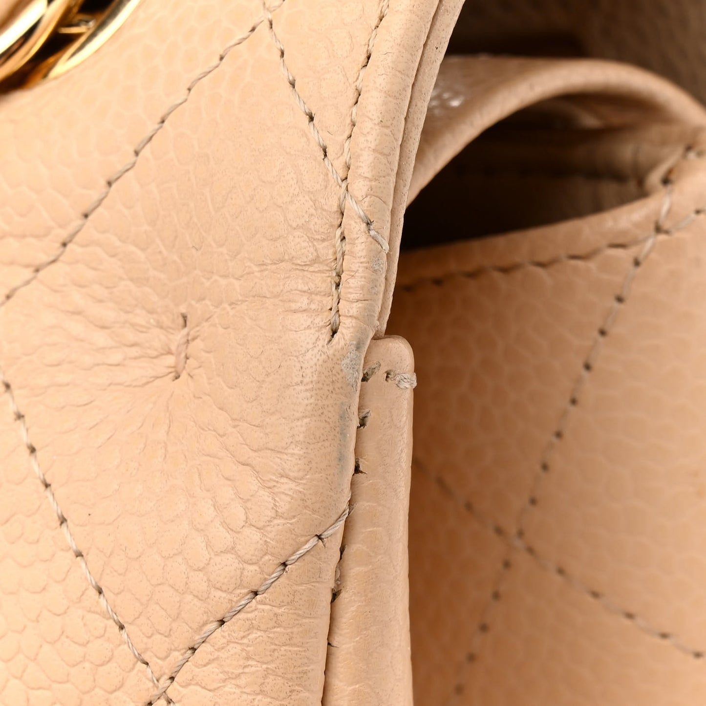 Caviar Quilted Jumbo Double Flap Beige Clair