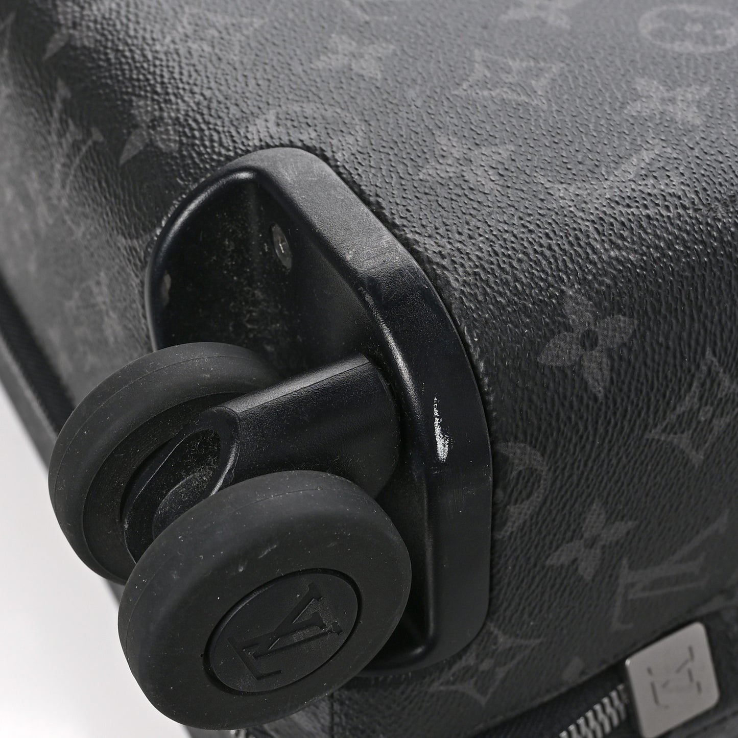 LOUIS VUITTON Monogram Eclipse Horizon 55