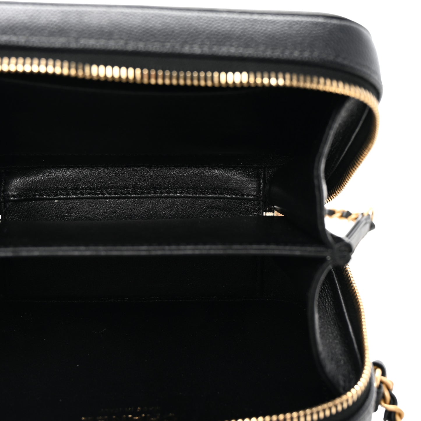 Caviar Quilted Small CC Filigree Vanity Case Black