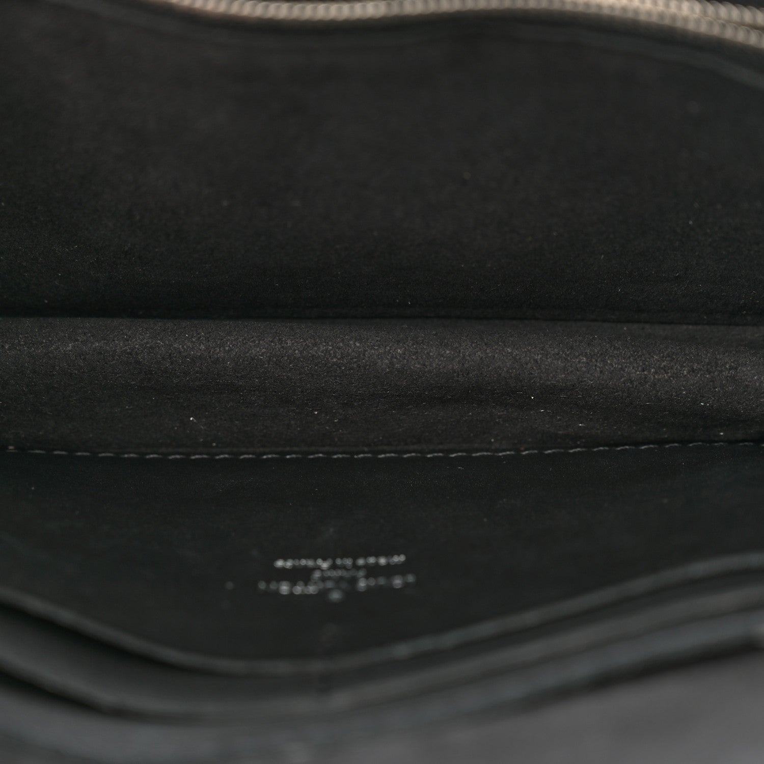 Louis Vuitton Reverse Monogram Giant Dauphine Bumbag 5 of 11