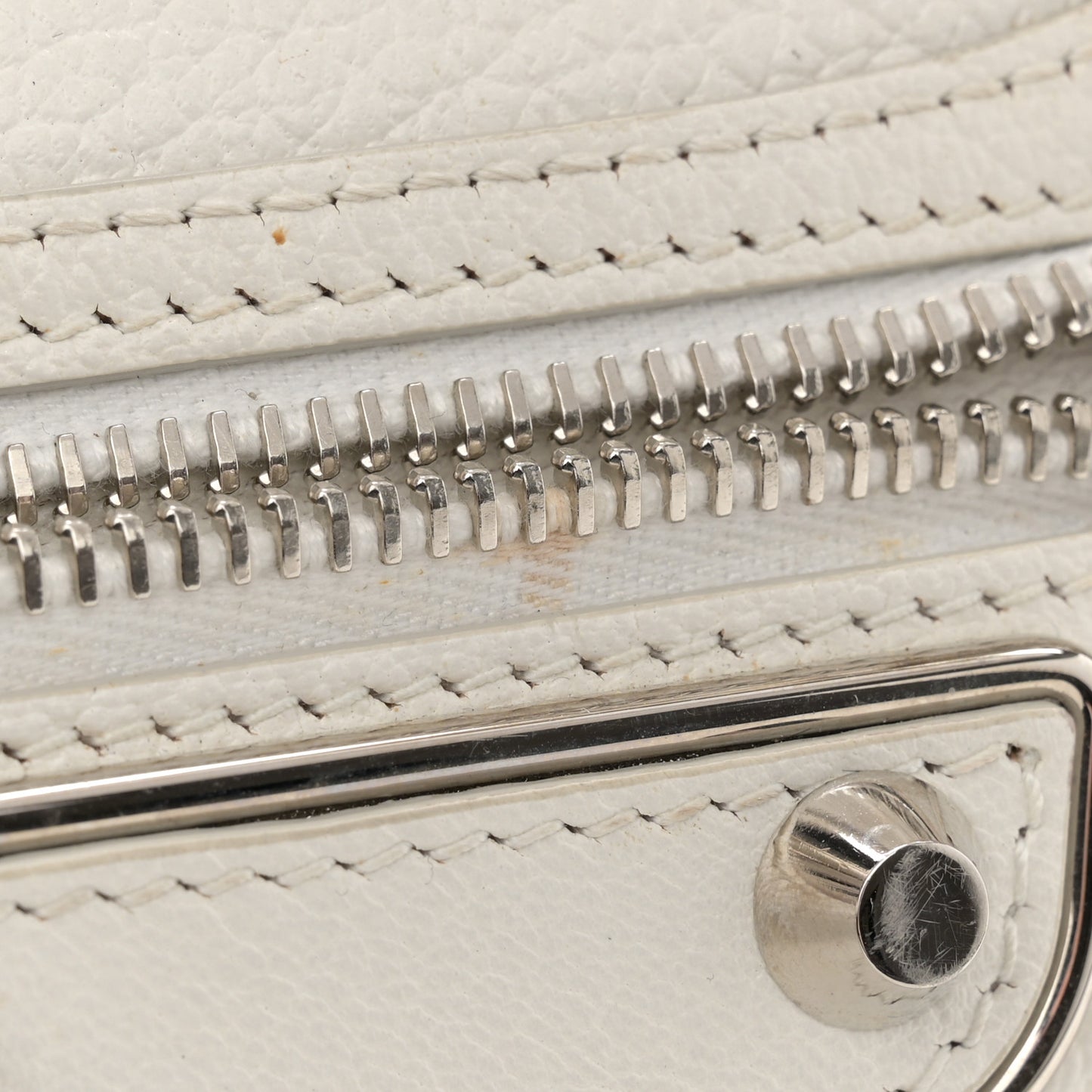 Chevre Silver Metallic Edge Hardware S City White