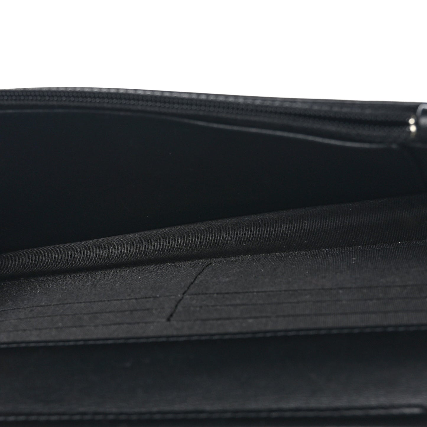 Calfskin Chain 20s Signe Wallet on Chain WOC Black
