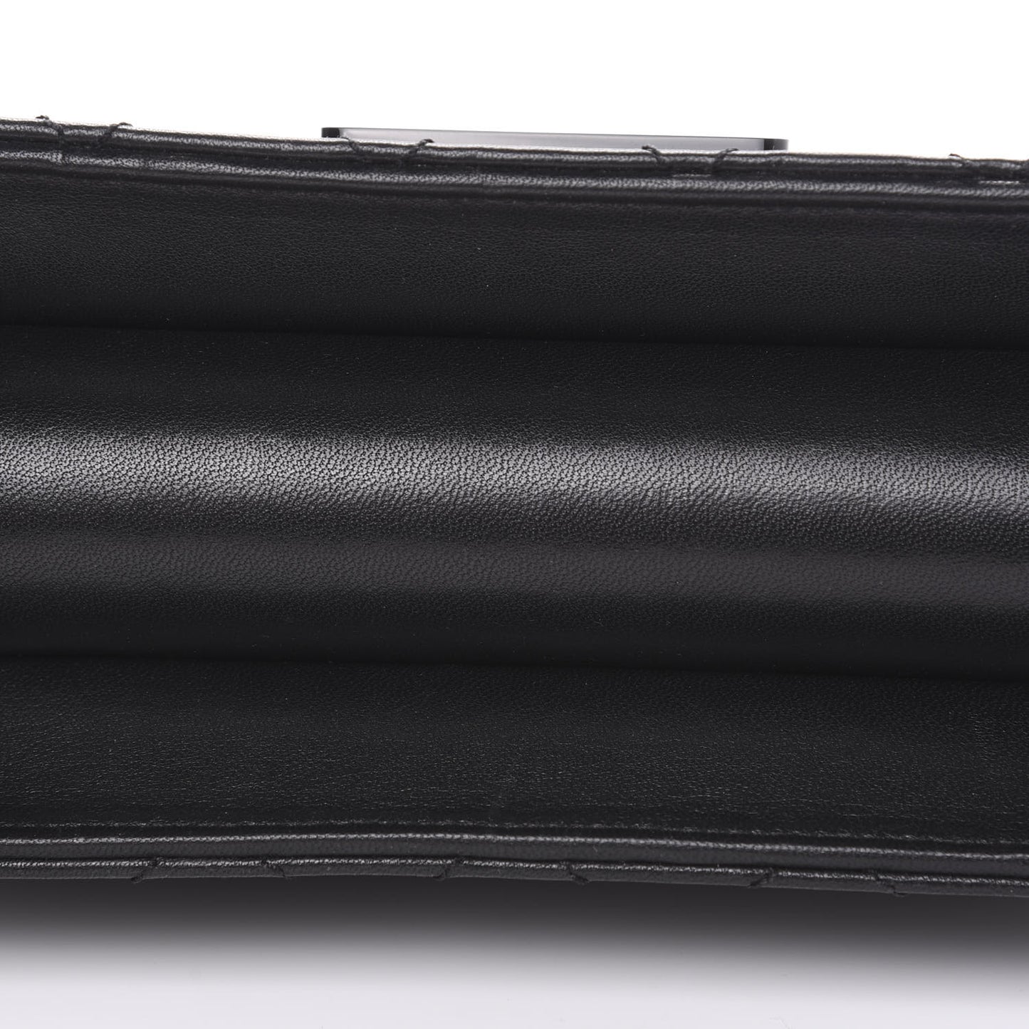 Sheepskin Quilted Beauty Lock Flap Black