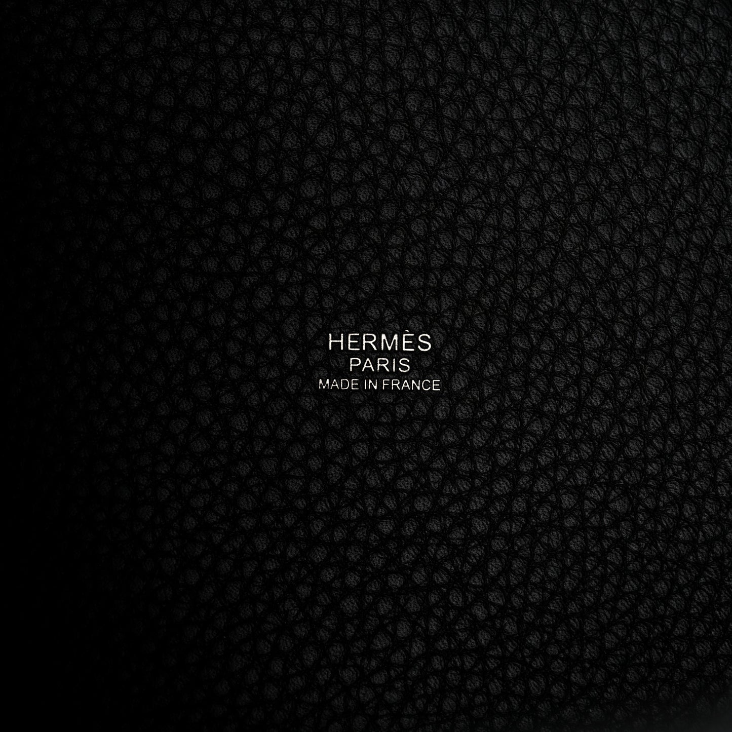 Taurillon Clemence Monochrome Picotin Lock 18 PM Black