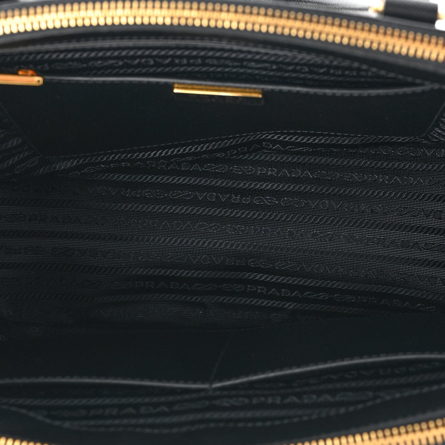 Saffiano Lux Large Galleria Double Zip Tote Black