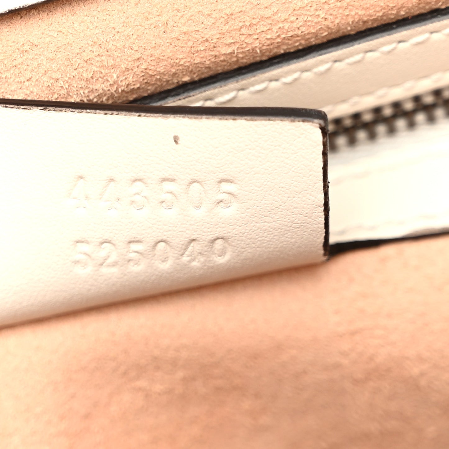 Calfskin Matelasse Medium GG Marmont Tote White