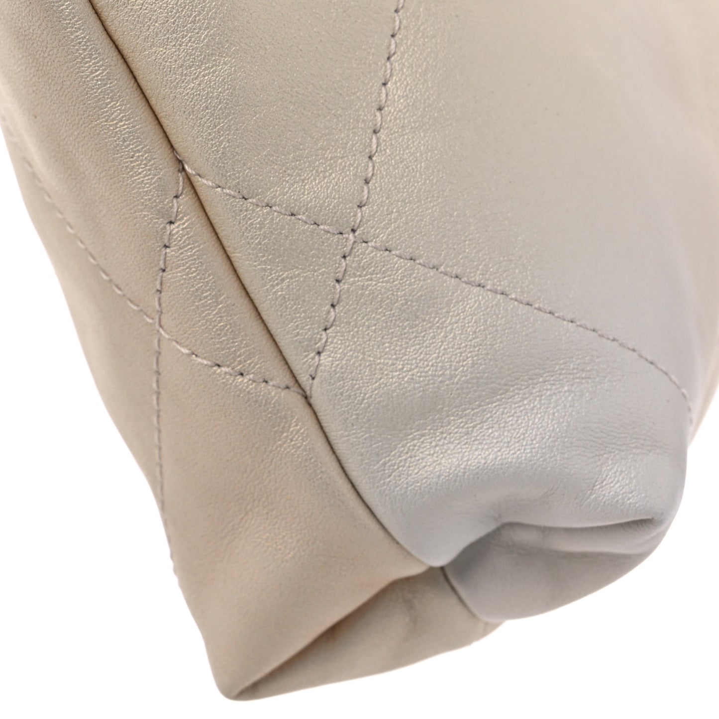Pearly Shaded Calfskin Quilted Mini Chanel 22 Ecru Golden