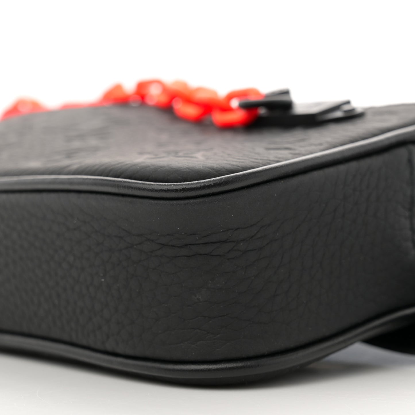 Taurillon Monogram Uniformes Solar Ray Soft Pochette Volga Belt Bag Black