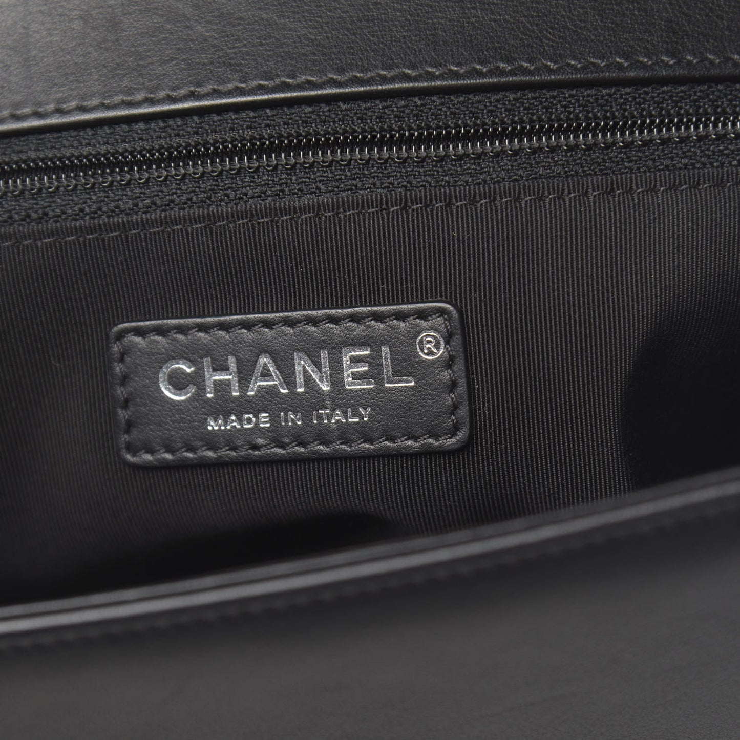 Calfskin Chevron Quilted New Medium Boy Flap Black
