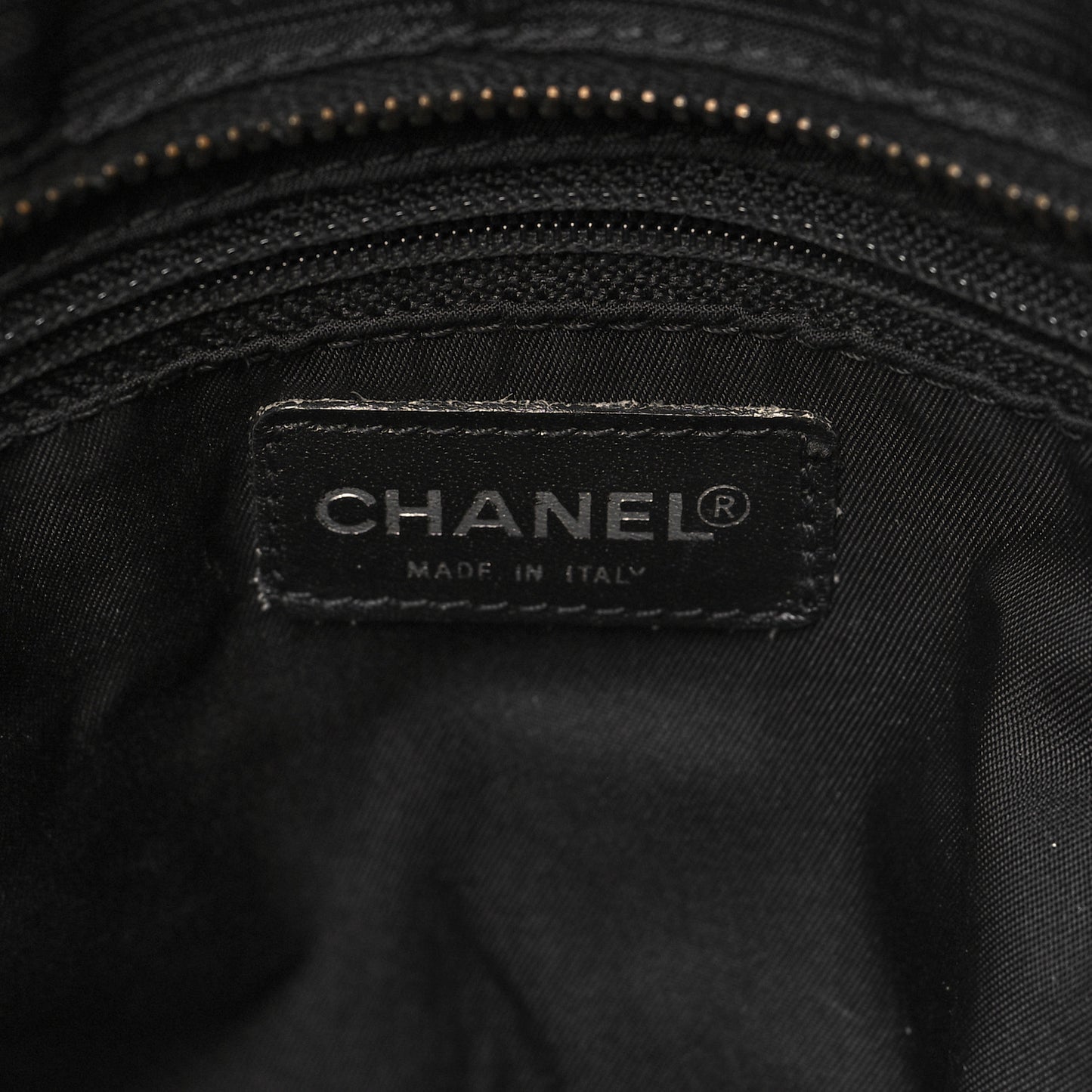 Nylon Medium Travel Tote Black