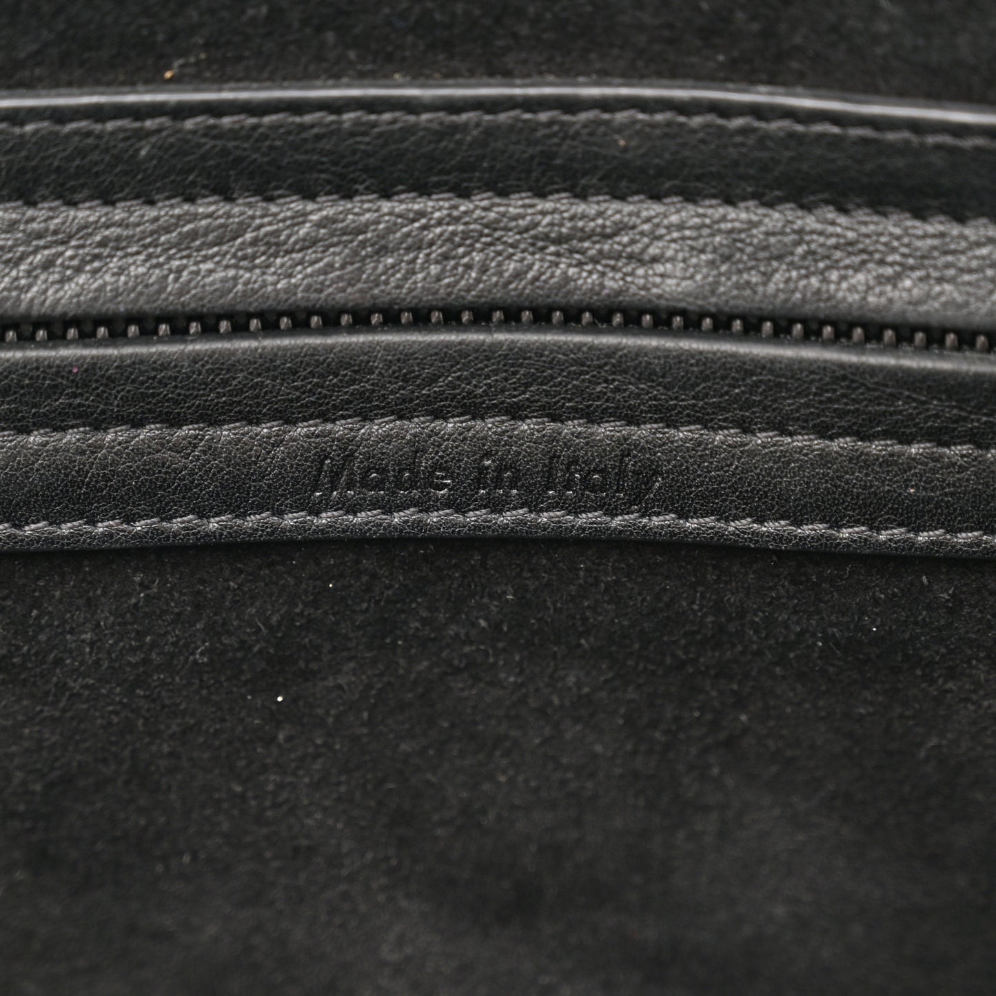Supple Calfskin Medium Phantom Luggage Black