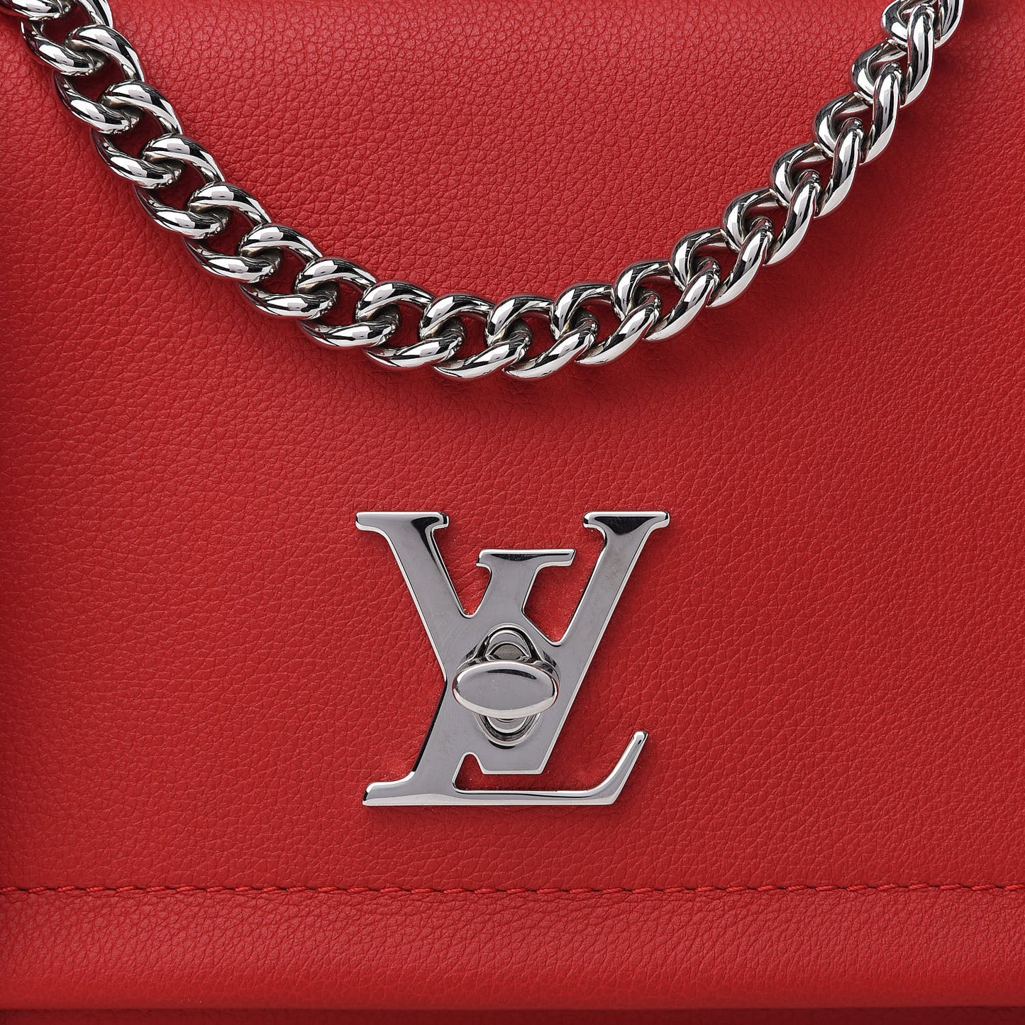 Calfskin Lockme II Chain Bag BB Rubis
