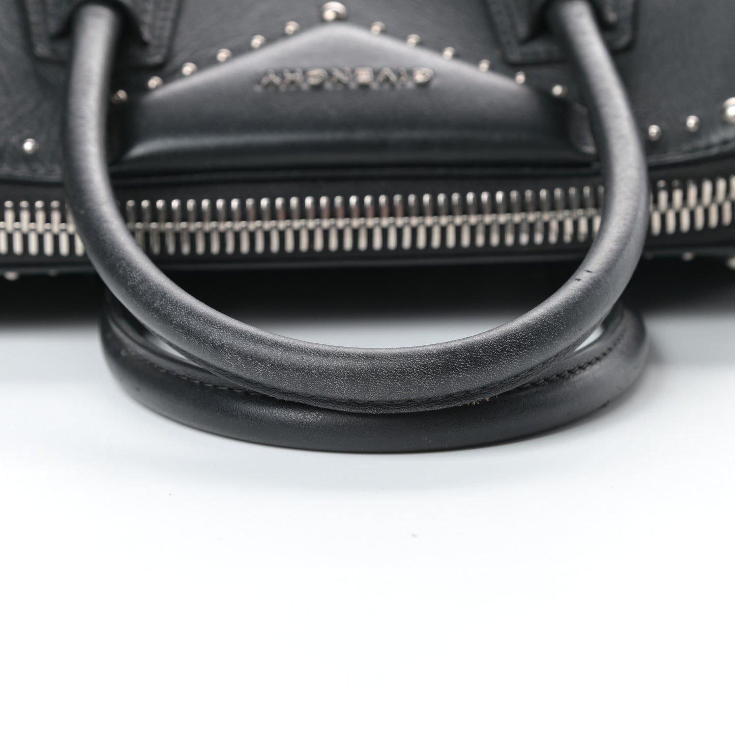 Smooth Calfskin Small Studded Antigona Black