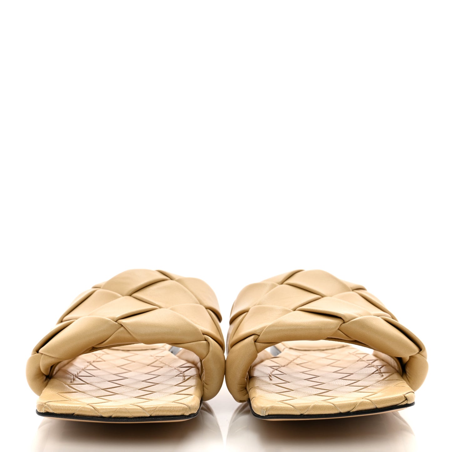 BOTTEGA VENETA Nappa Maxi Intrecciato Lido Flat Sandals 37.5 Cane Sugar