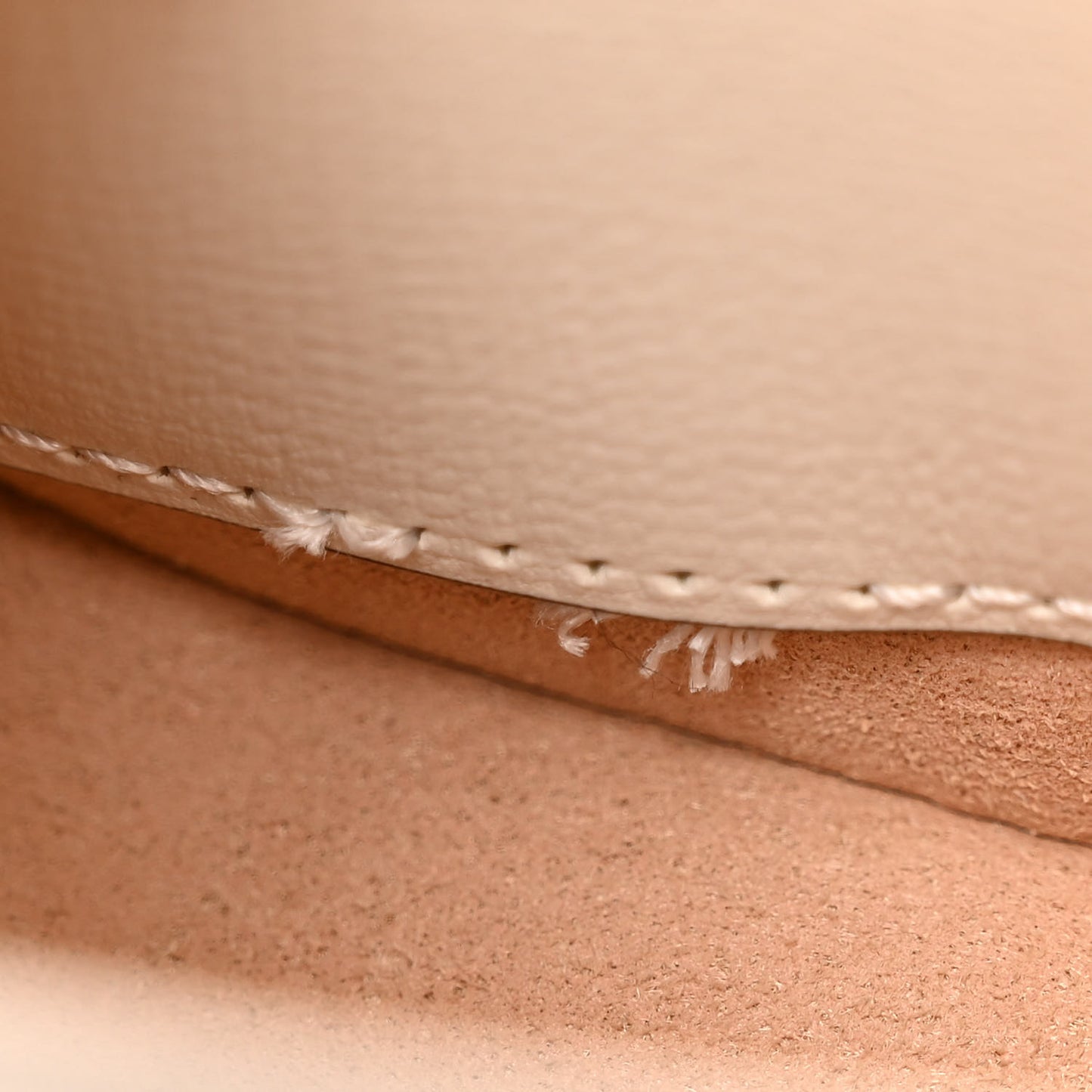 Azalea Calfskin Web Horsebit 1955 Wallet On Strap Mystic White