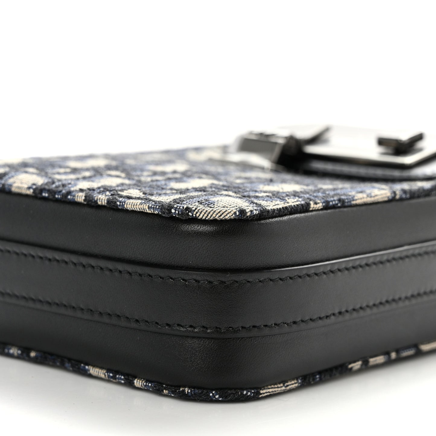 Oblique Calfskin Vertical Pouch Black